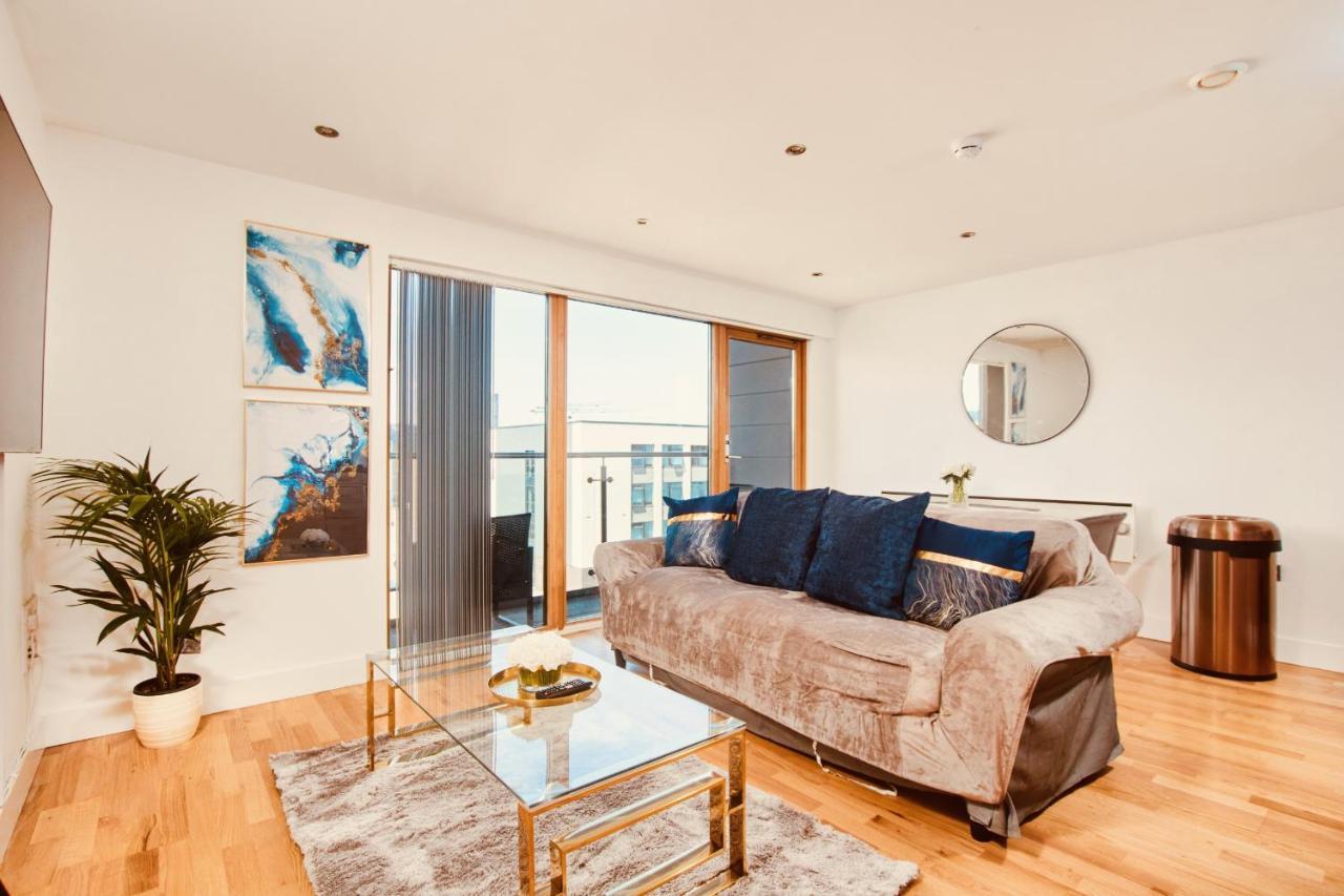 King Deluxe City Apt Large Space& Free Parking! No Balcony Leeds  Zewnętrze zdjęcie