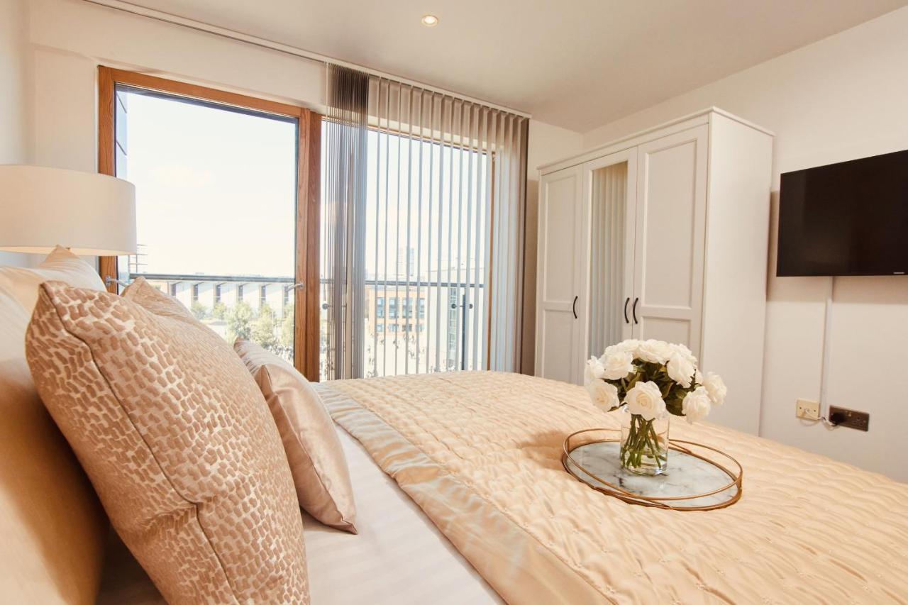 King Deluxe City Apt Large Space& Free Parking! No Balcony Leeds  Zewnętrze zdjęcie